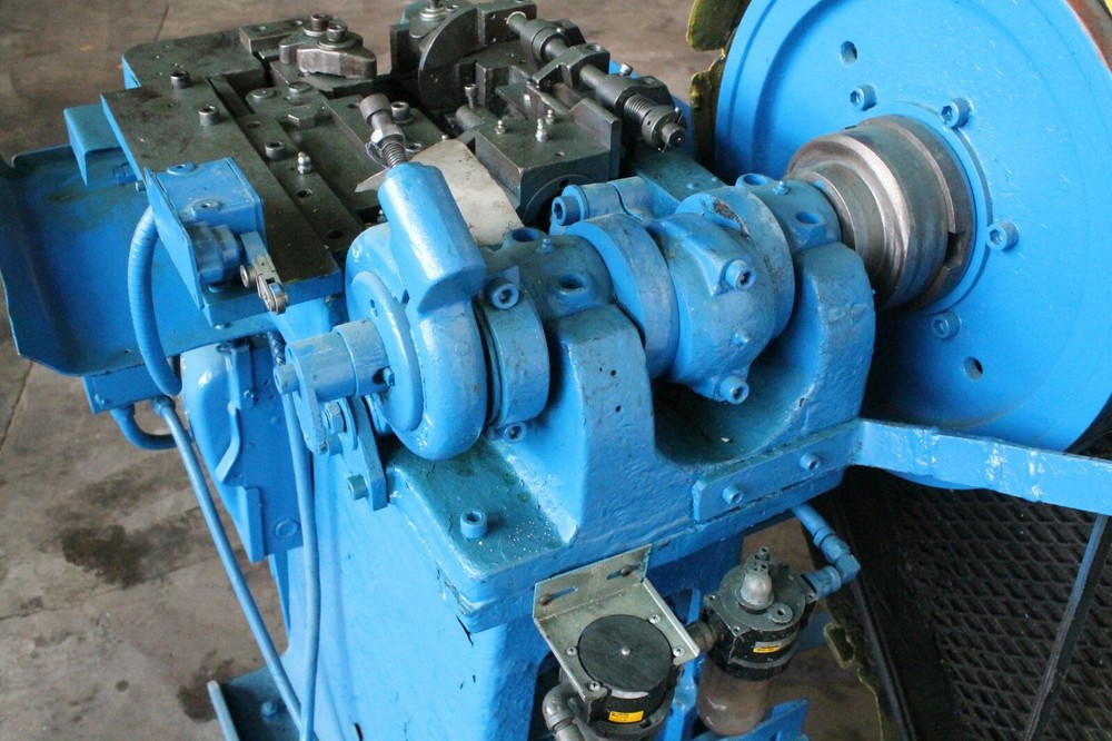 ROBERTS SINGLE STROKE END FORMING PRESS: YODER #55409