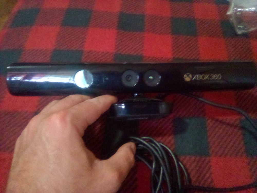 Microsoft 1473 Xbox 360 Kinect Sensor Bar Only And Cable- Black - Tested Working