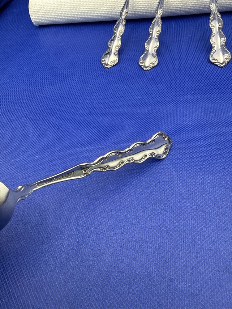Oneida MOZART Deluxe Stainless Teaspoon Glossy Silverware Flatware Set 4