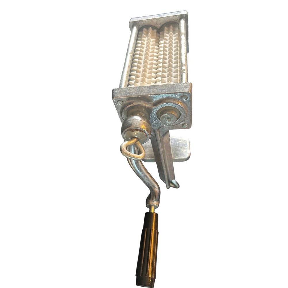 Manual Hand Crank Meat Tenderizer Dual Spiked Rollers Table Mount C-Clamp Silver