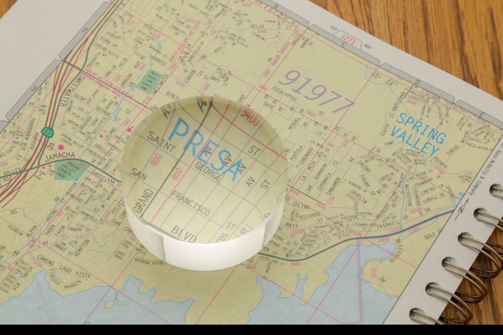 2" Hand Held Magnabrite Light Gathering Dome Magnifier