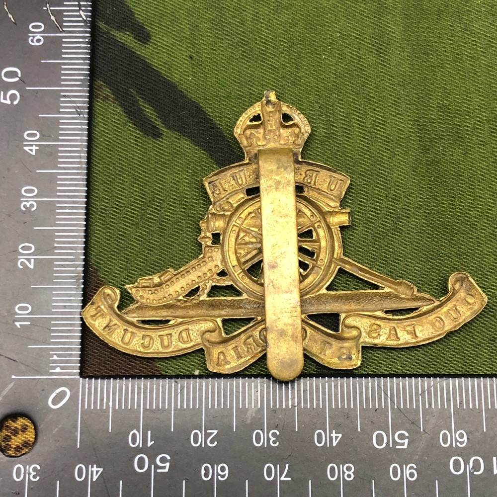 Original British Army Cap Badge - Royal Artillery