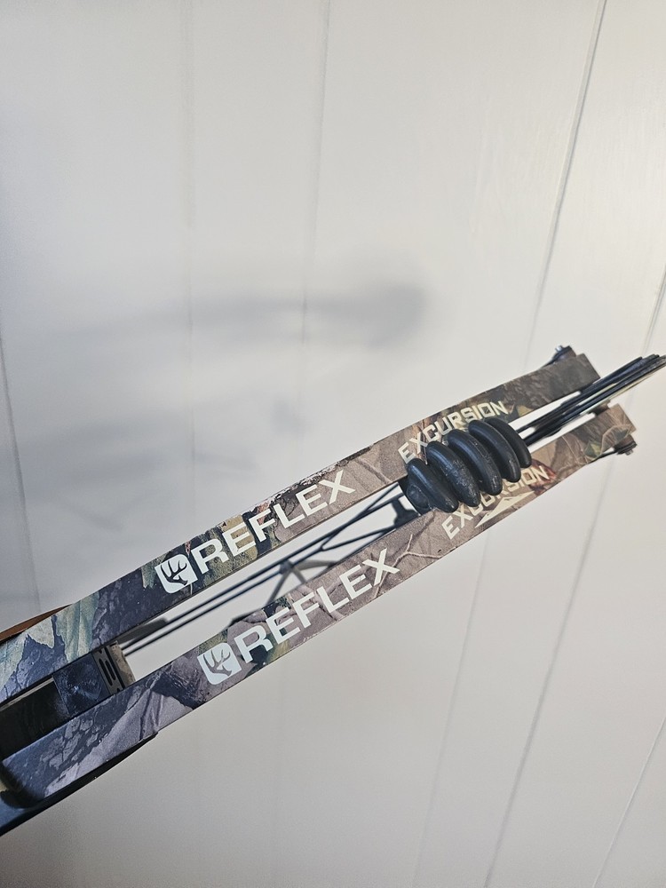 Reflex Excursion Compound Bow