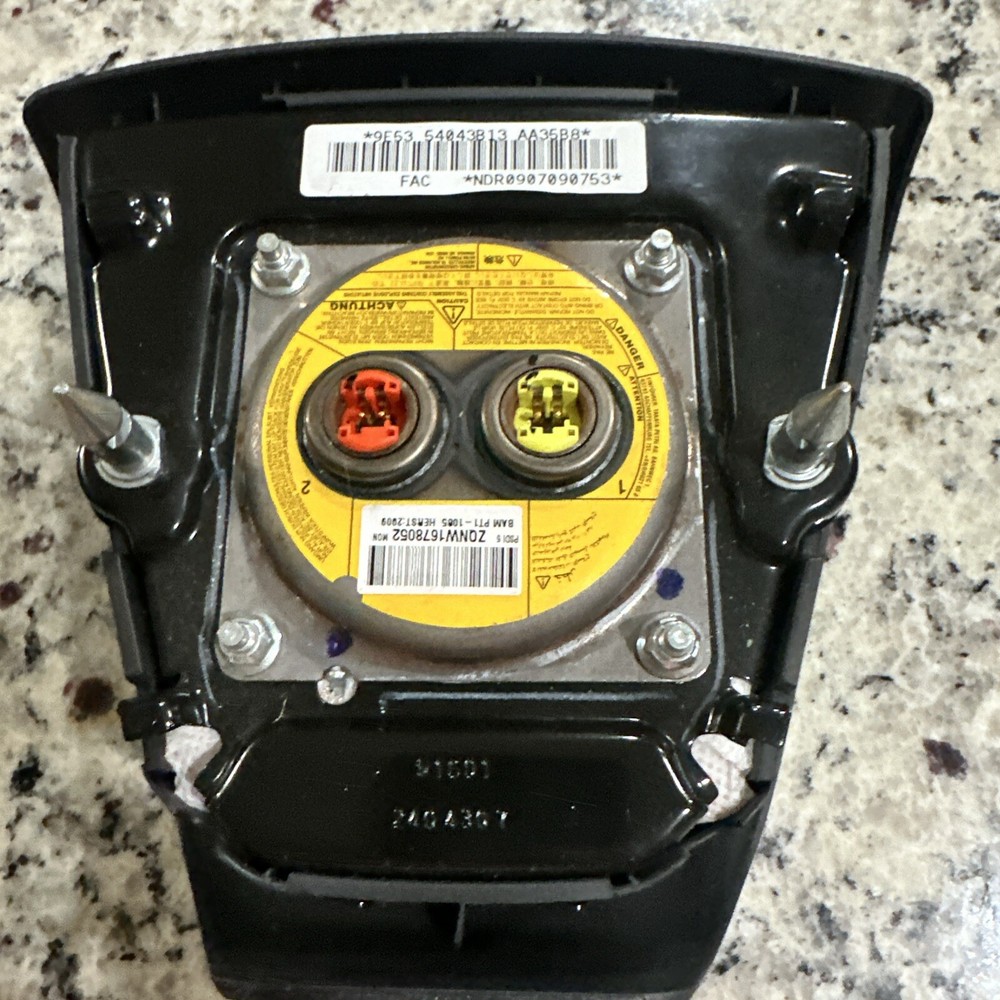 Driver Inflator Module - Ford (8E5Z-54043B13-AB)