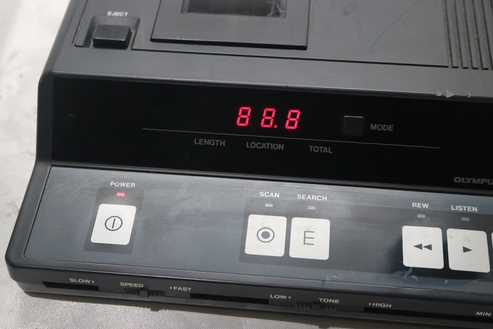 Olympus Optical Co. PearlCorder Model T100 Microcassette Transcriber