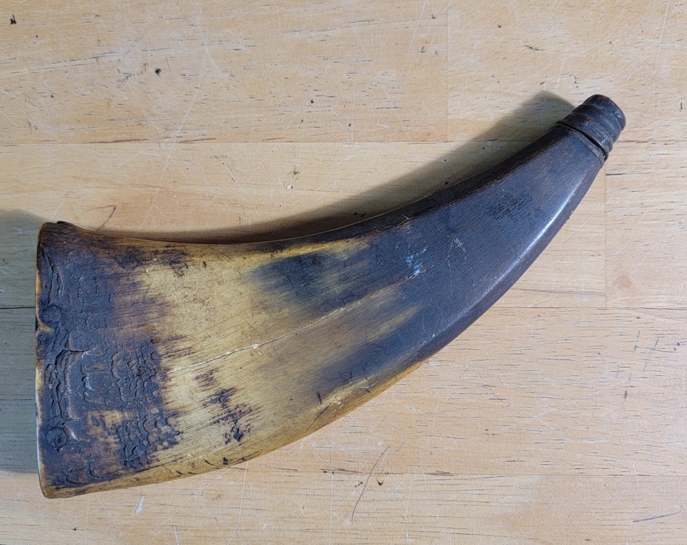 Antique Flat Powder Horn