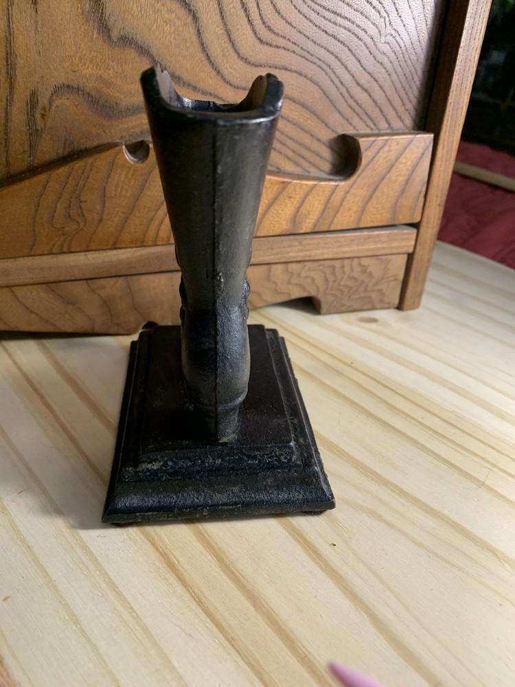 Cast Iron Victorian Shoe Bookends