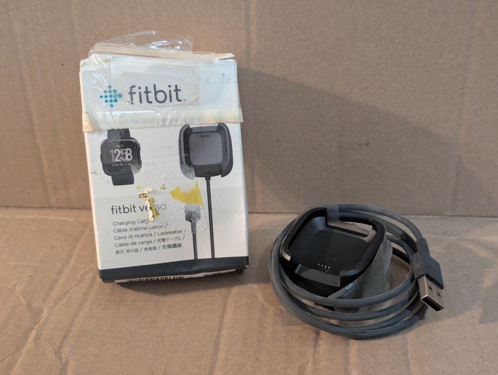 Fitbit FB166RCC Charging Cable Fitbit Versa New Open Box