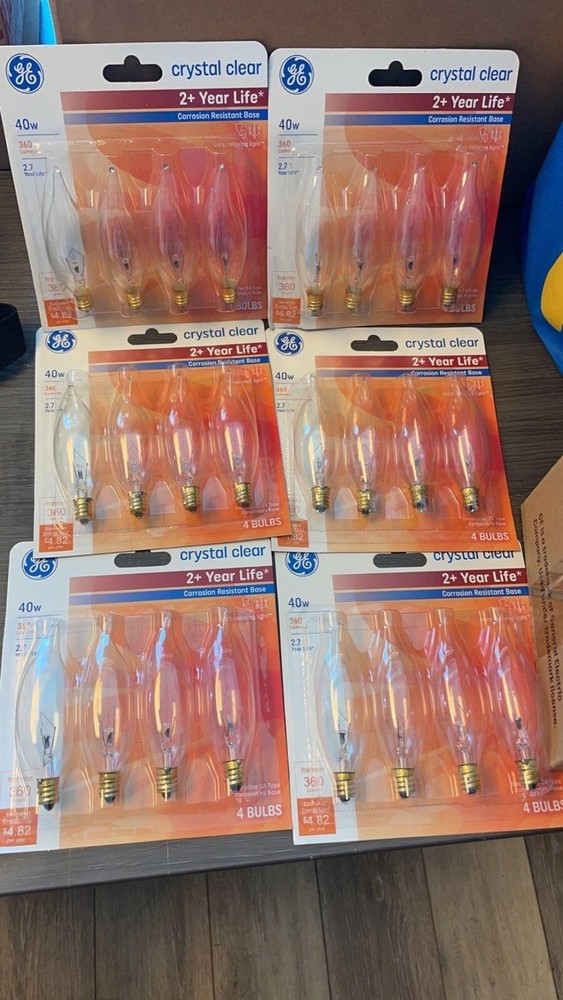 24 BulbsGE 40 Watt Crystal Clear Bent Tip CA-Type Light Bulbs w/Candelabra Base
