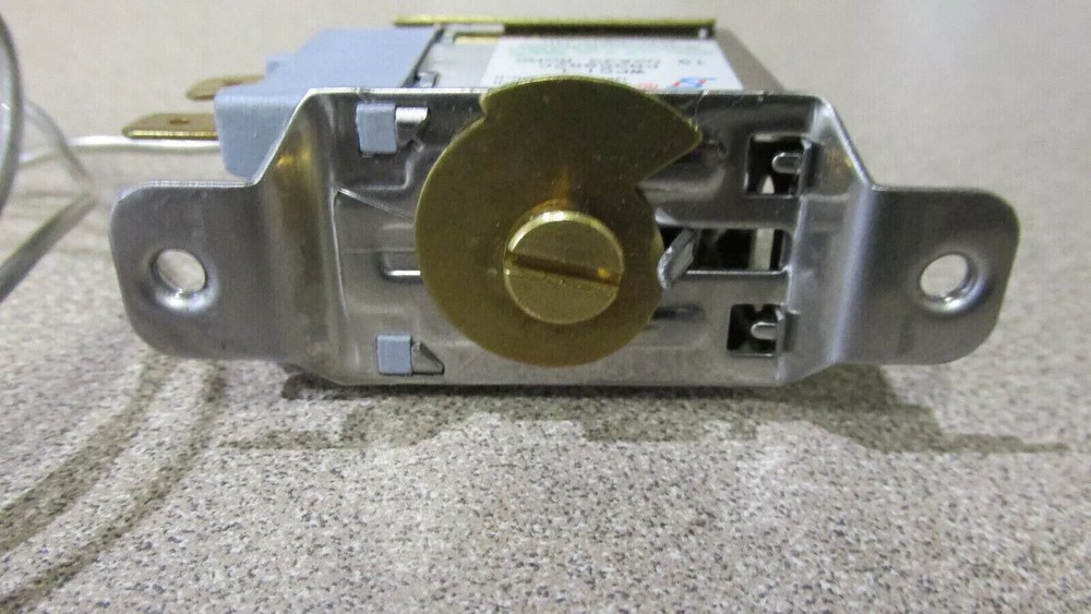 Elkay 35882C Metal Cold Control Thermostat (WP51-L)