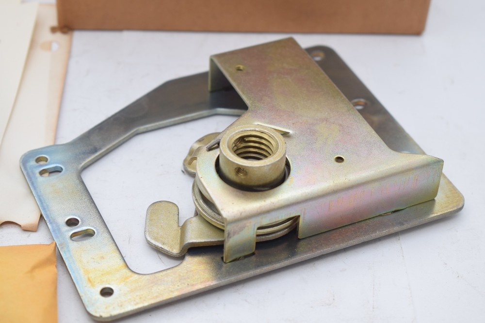 NEW Westinghouse Vari-Depth Mechanism 458D493G01 Breakers