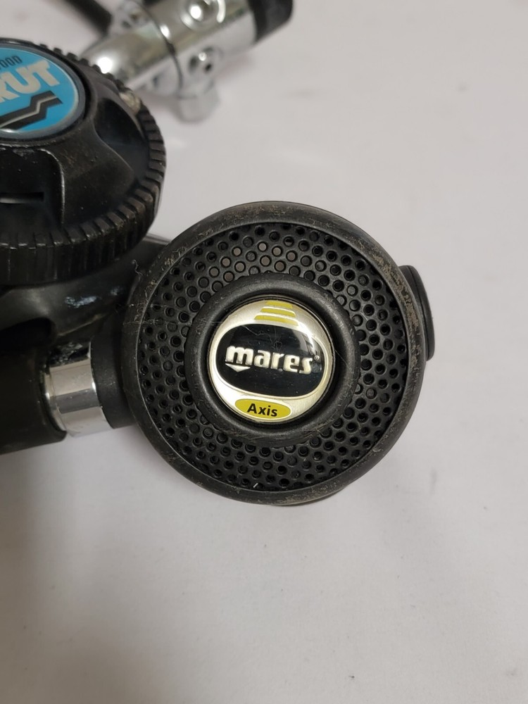 Scuba Regulators Sherwood Brut & Mares Axis 1st Stage Mares