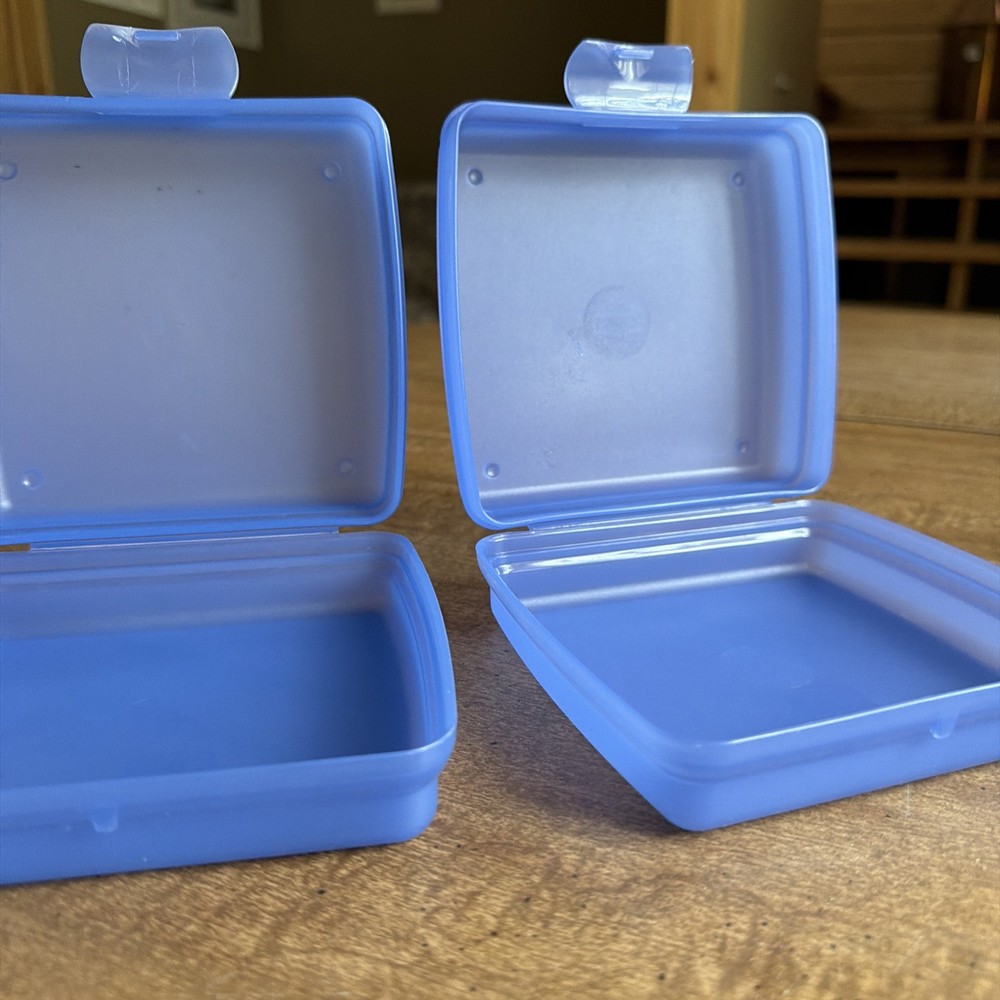 Tupperware Sandwich Keeper Set of 2
