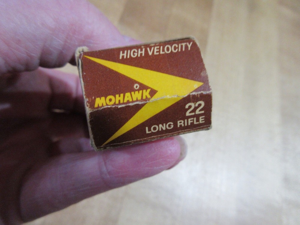 Empty Ammo Box Mohawk 22 L R Remington (w17) #35