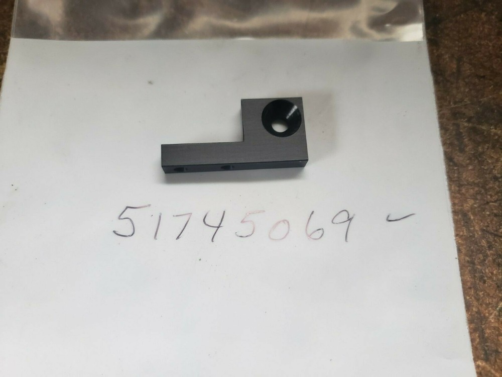 51745069 Streamfeeder Bracket