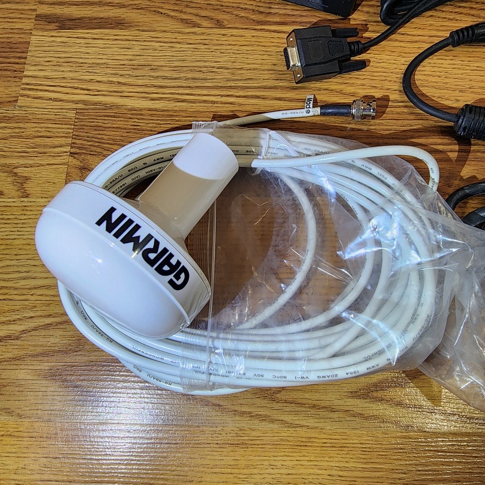 Garmin GPSmap 162 Navigator/Chartplotter with Cover & GA 29 Antenna