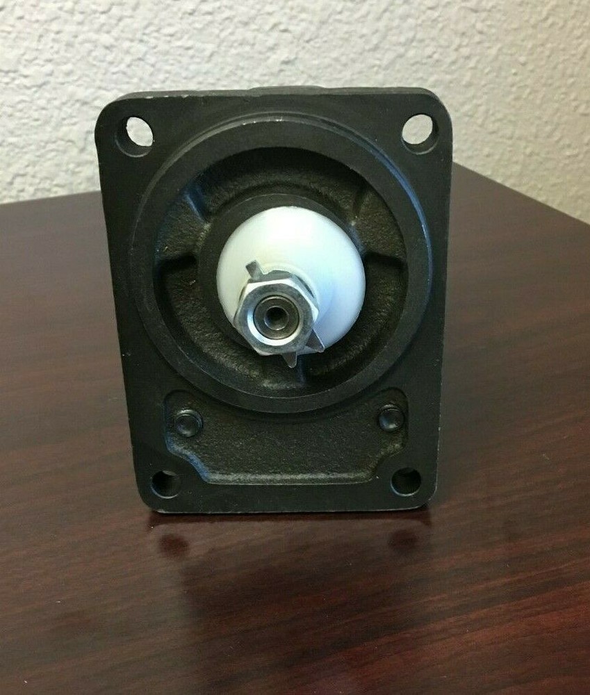 BOSCH 510415005 ENGINEERED REPLACEMENT HYDRAULIC GEAR PUMP FOR CASE