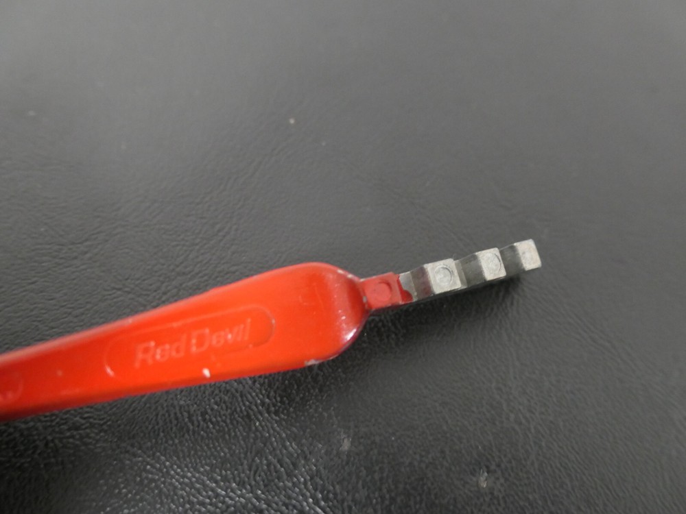Red Devil 1063 & USA Made Glass Cutters