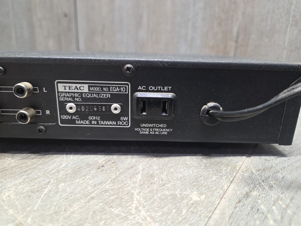 TEAC EQA-10 Graphic Equalizer Visualizer Spectrum Display (Only Somt Channels