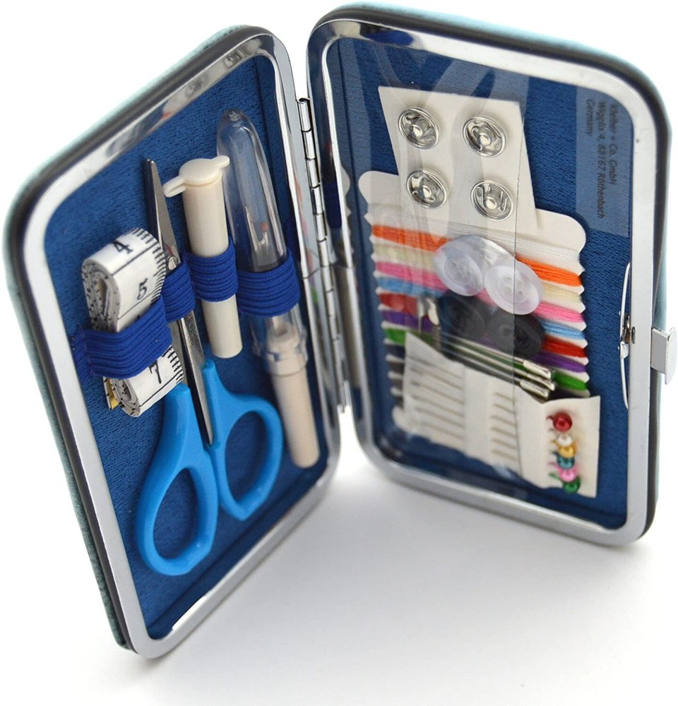 920-36 Travel Sewing Set With Needle And Thread