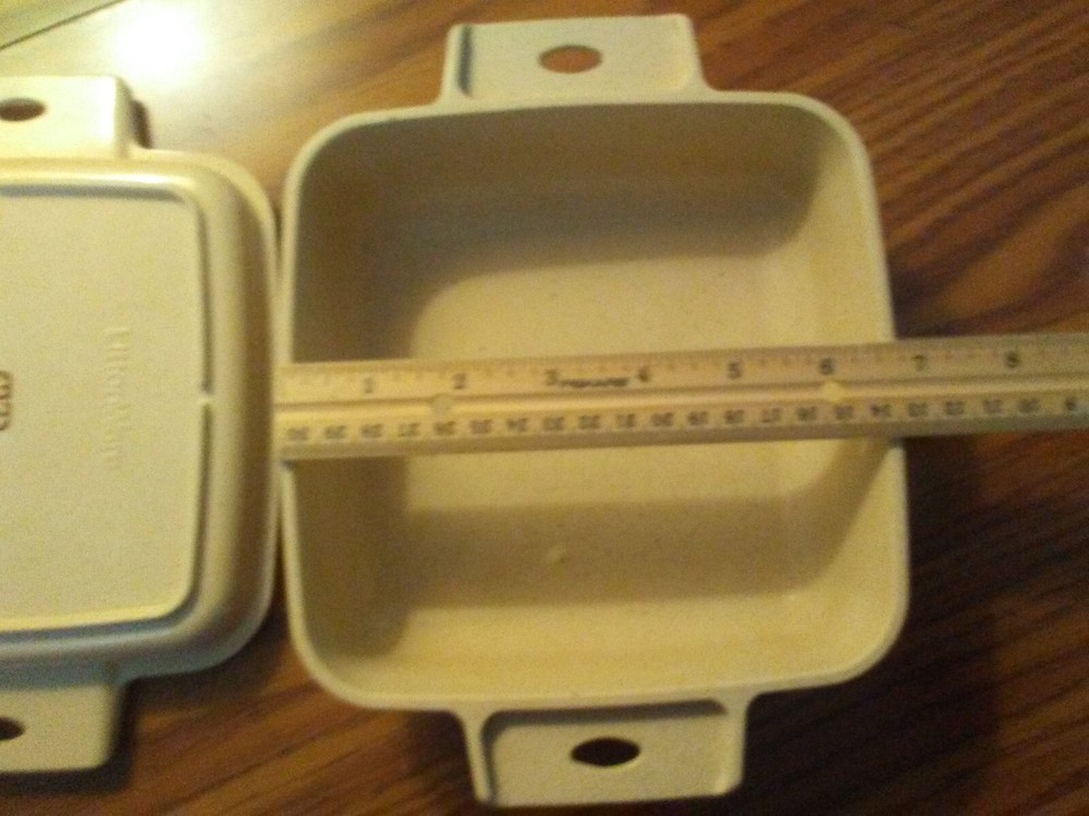 Littonware 1 Quart square microwave dish