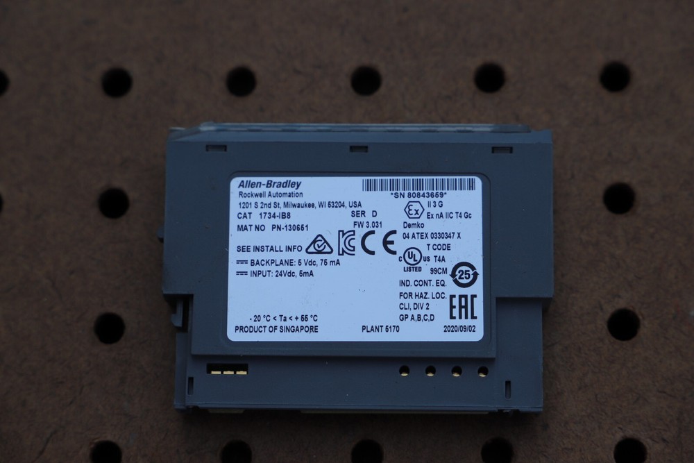 ALLEN-BRADLEY 1734-IB8 SER D MODULE