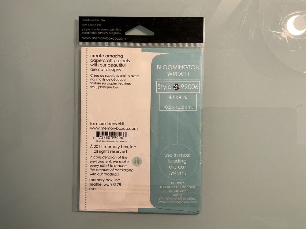 Memory Box “Bloomington Wreath” Cutting Die (New)