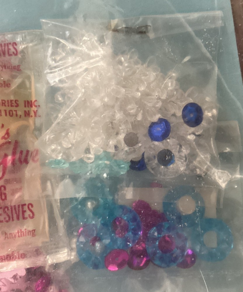 Vintage Merri Mac Sequined Snowflake Pac NOS Craft Kit Read