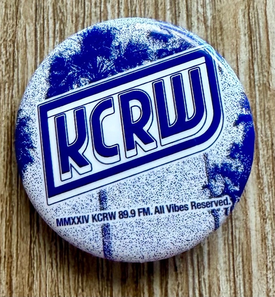KCRW 89.9fm Button Pin