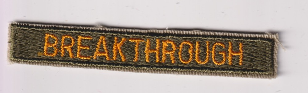 4th Armor Division Breakthrough tab patch reproduction gold on green 1970s make