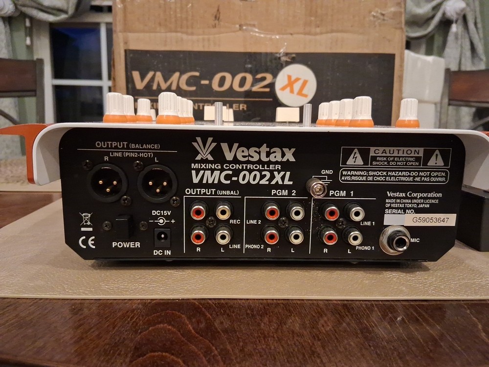 Vestax VMC-002XL Mixing Controller (Mint)