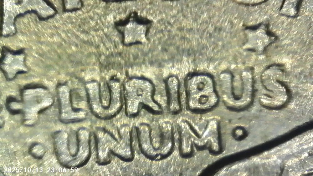 Susan B Anthony Dollar - 1979 Wide Rim , with Errors - Triple strike on star