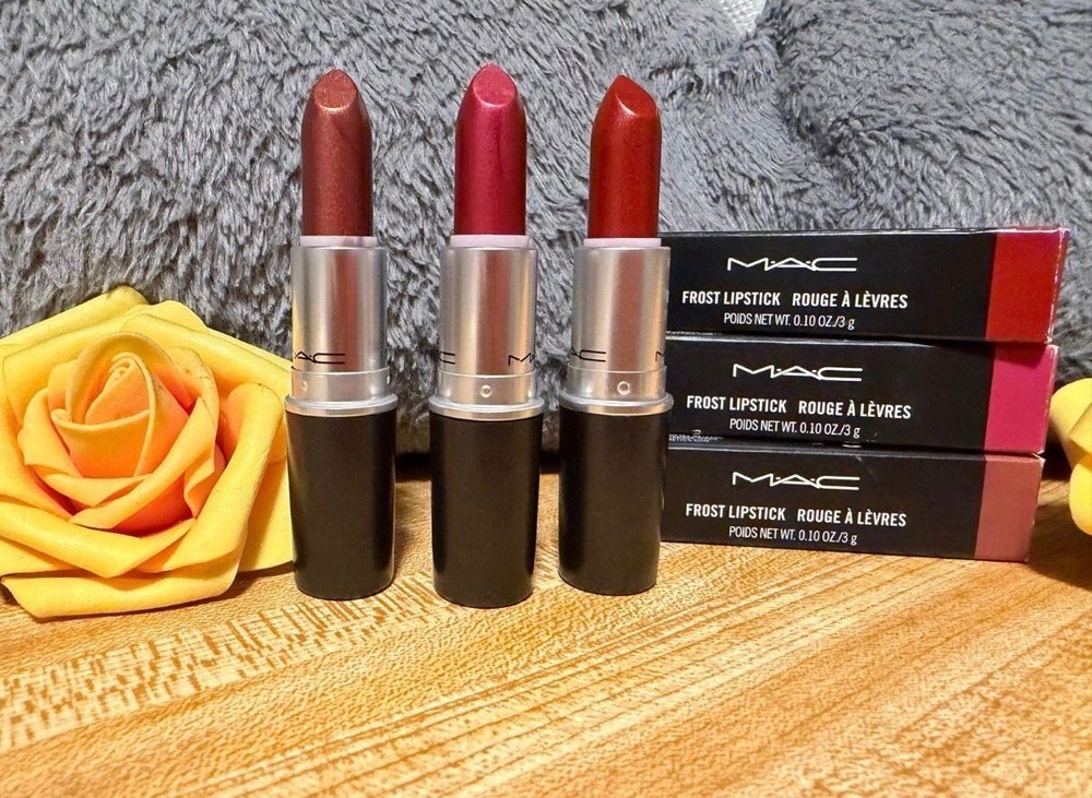 MAC Frost Lipstick