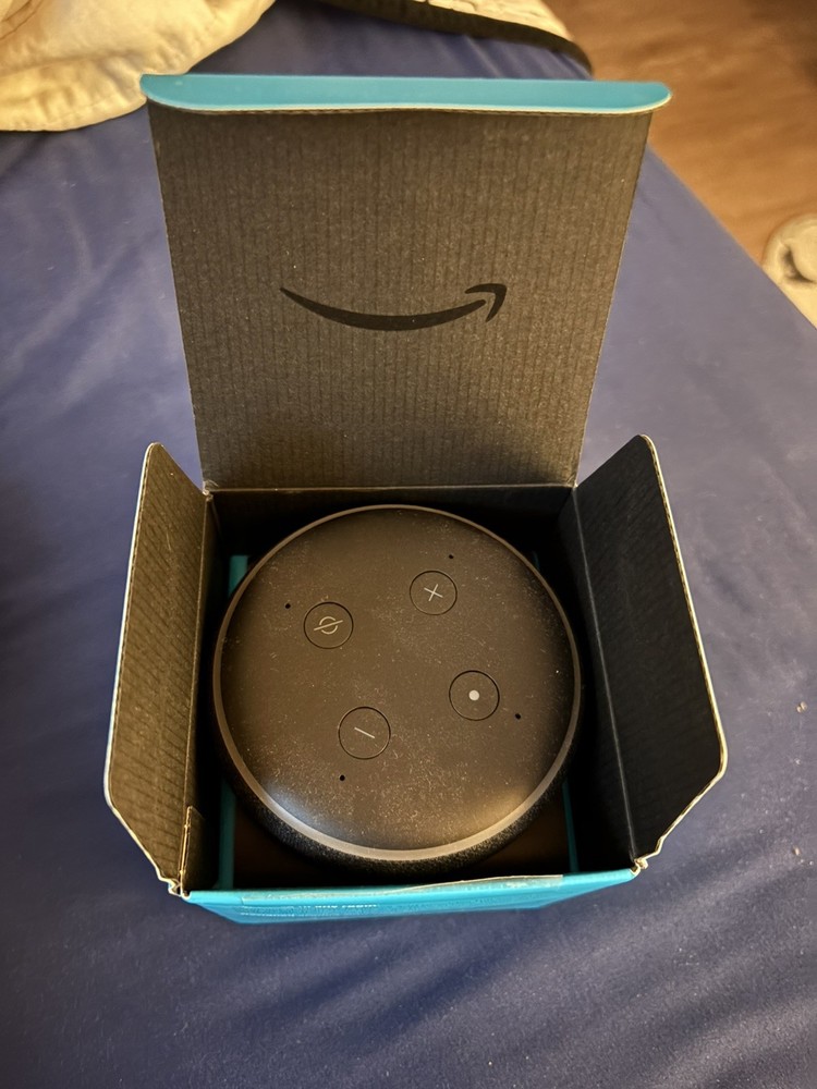 Amazon Echo Dot (3rd Generation) Smart Speaker - Charcoal