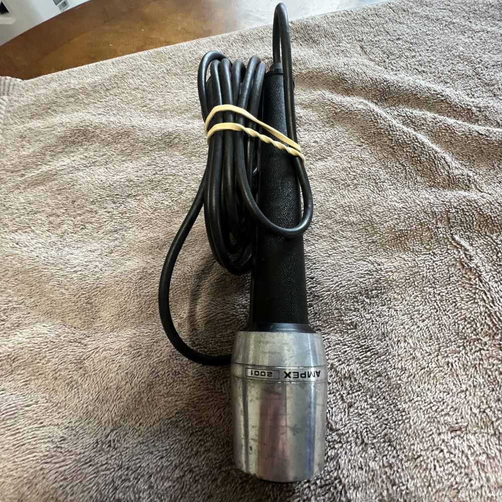Vintage AMPEX 2001 Microphone