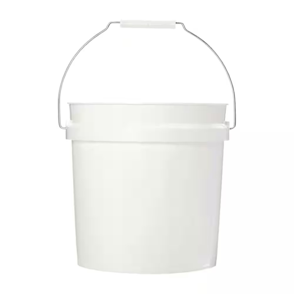 2 Gallon White Paint Bucket with Handle 2-Pack