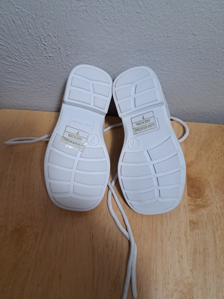 Jelly Beans White size 7 Style No Moose shoes