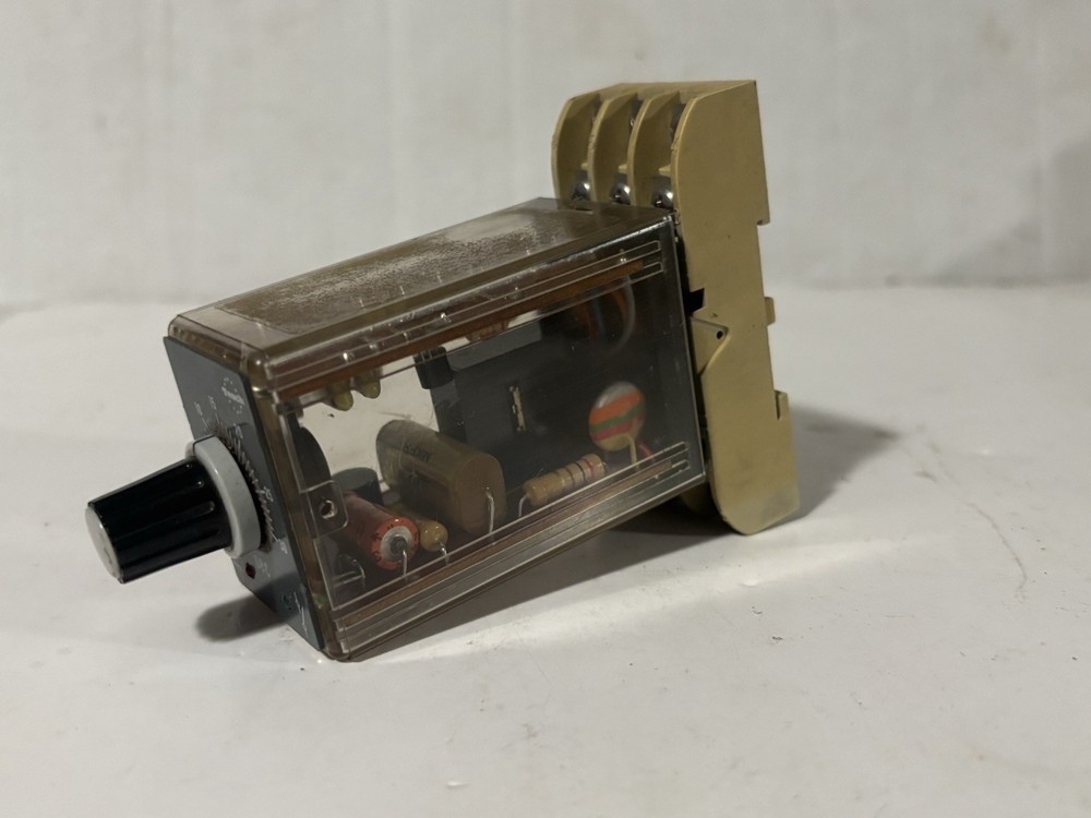 Tesch Timing Relay Timer 1.5-30
