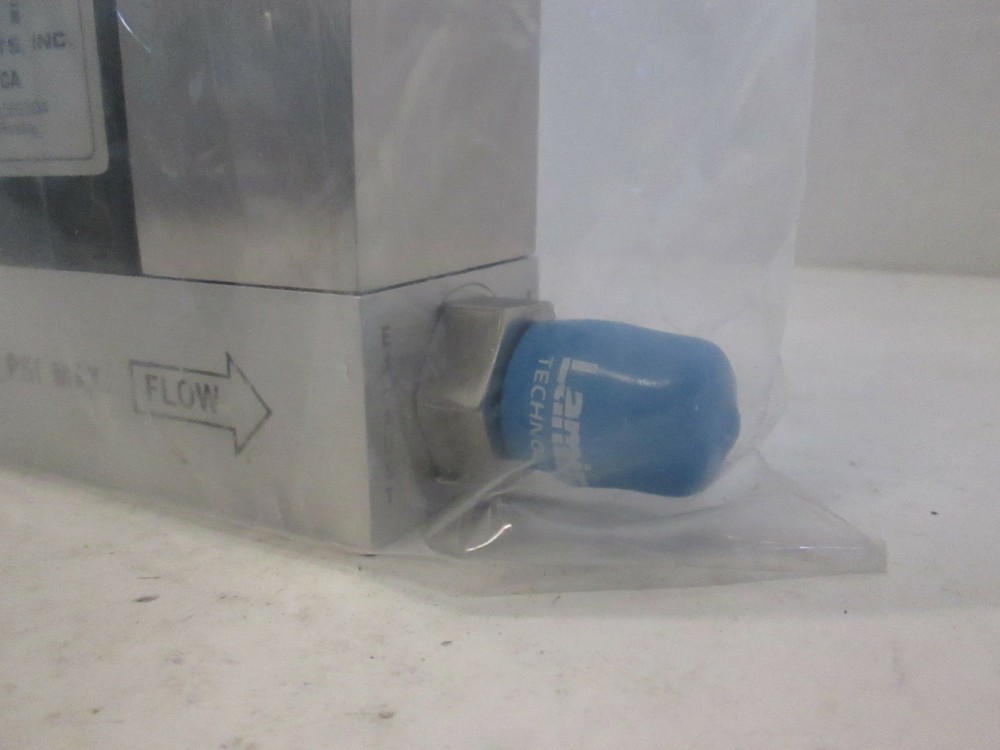 Unit UFC-1100A, Mass Flow Controller MFC, O2, 50 SCCM, Used