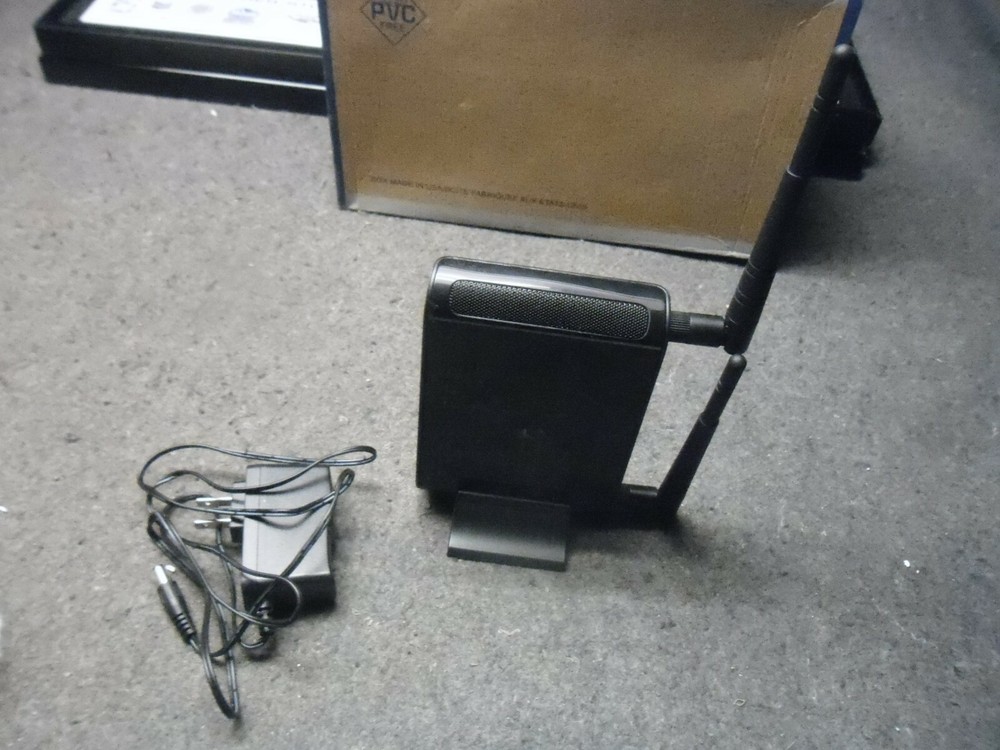 amped High Powered Wireless N  Range Extender Used