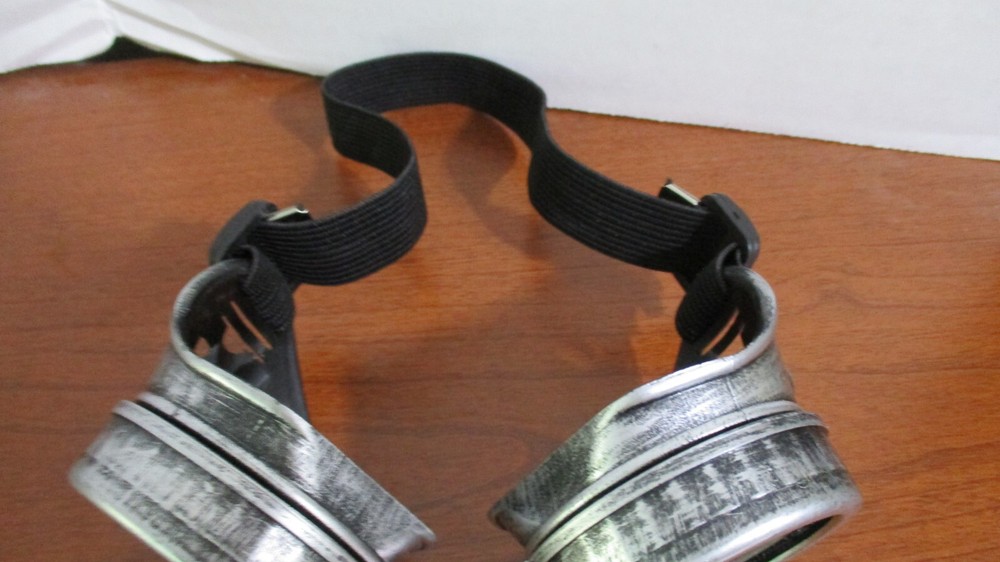 SteamPunk Silver GOOGLES / GLASSES Halloween Accessory