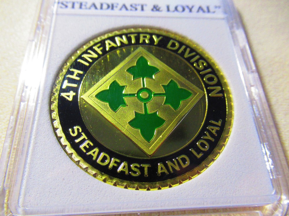 US ARMY 4th INFANTRY DIVISION Challenge Coin