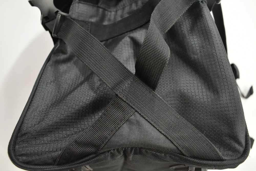 Black Unisex Utility Backpack Outer & Inner Pockets Durable Adjustable Straps