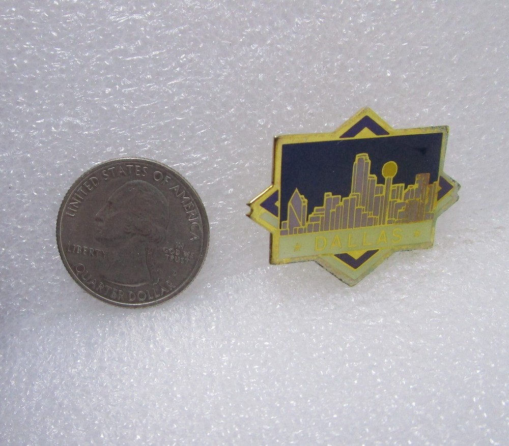 Dallas Texas Skyline Pin