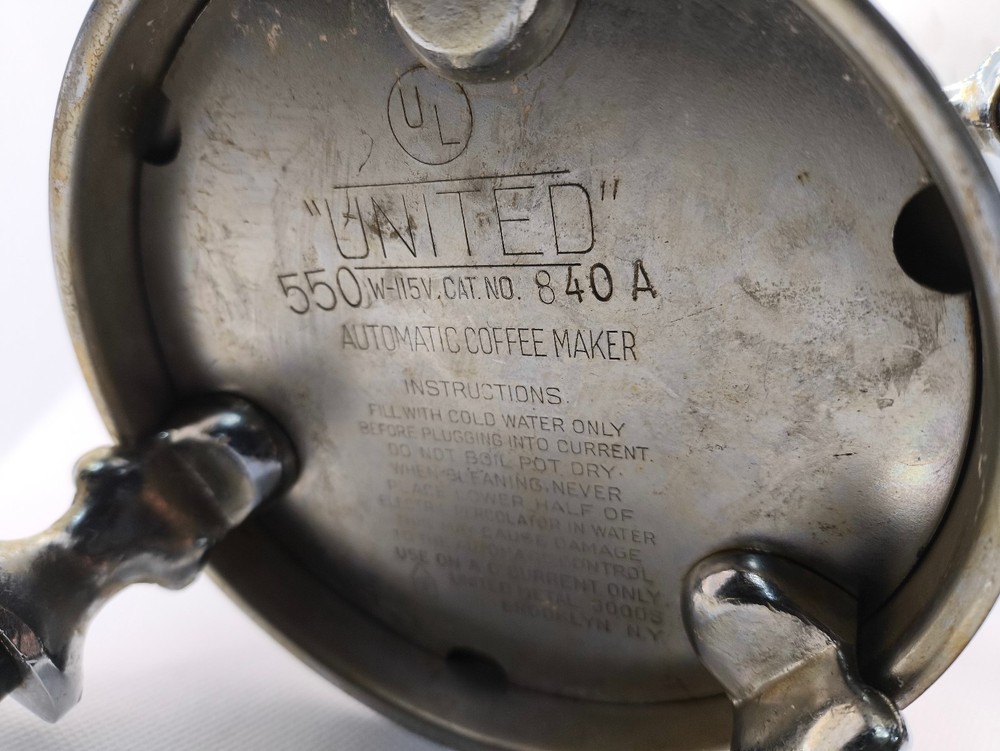 Vintage United automatic coffee maker model 840A