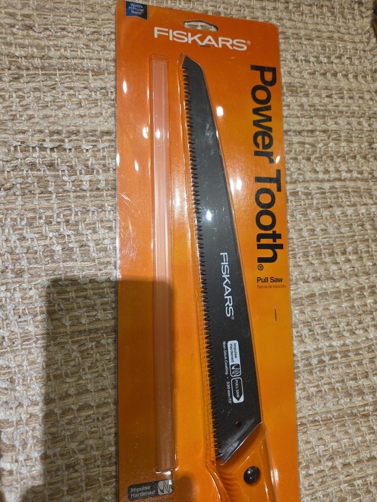 Fiskars 9357 13" Fixed Handle Pruning Saw