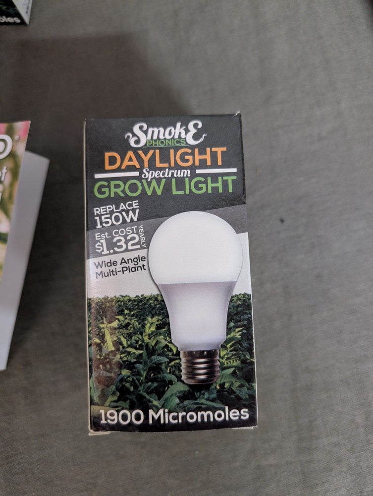 Miracle LED 6 Foot 4 Socket Easy Grow System With Daylight Spectrum Bulbs