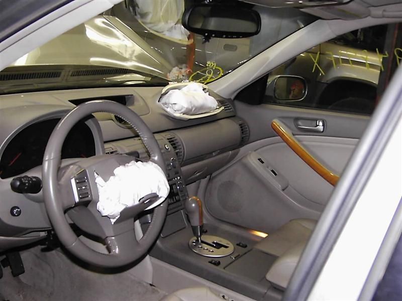 04 INFINITI G35 SCREEN NAVIGATION DVD PLAYER