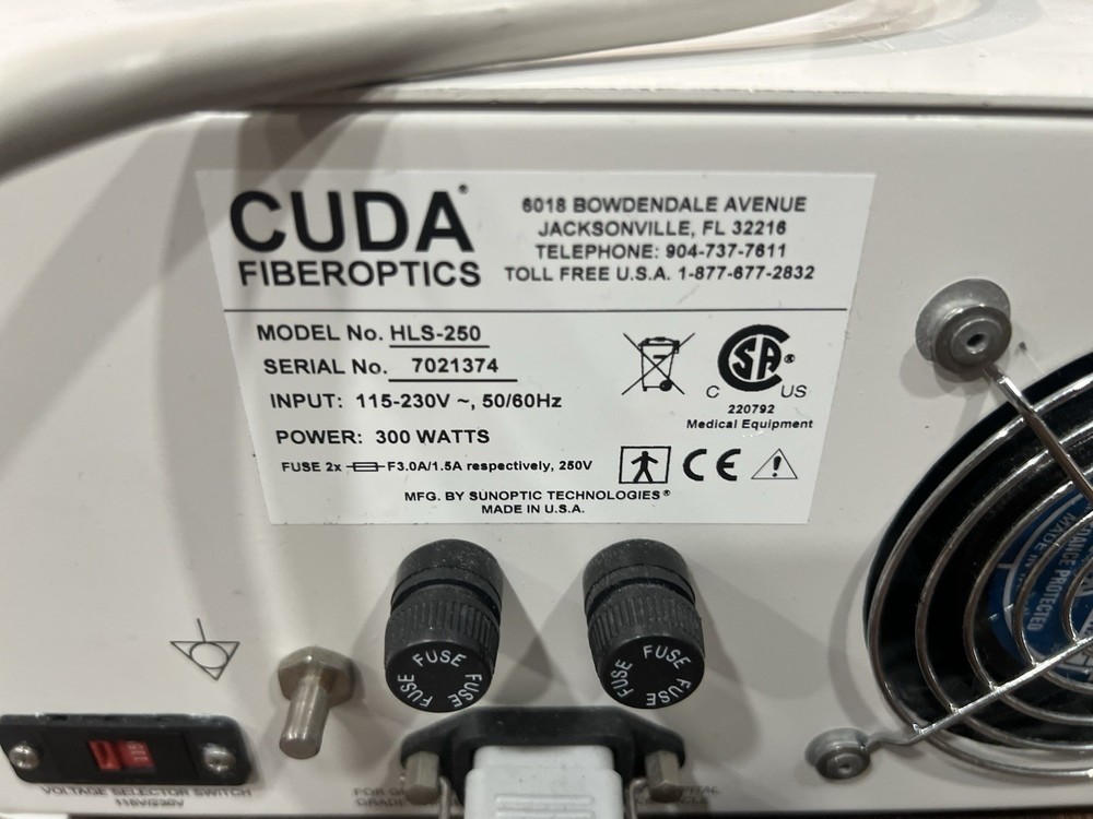 CUDA FiberOptics HLS-250 Halogen light Source