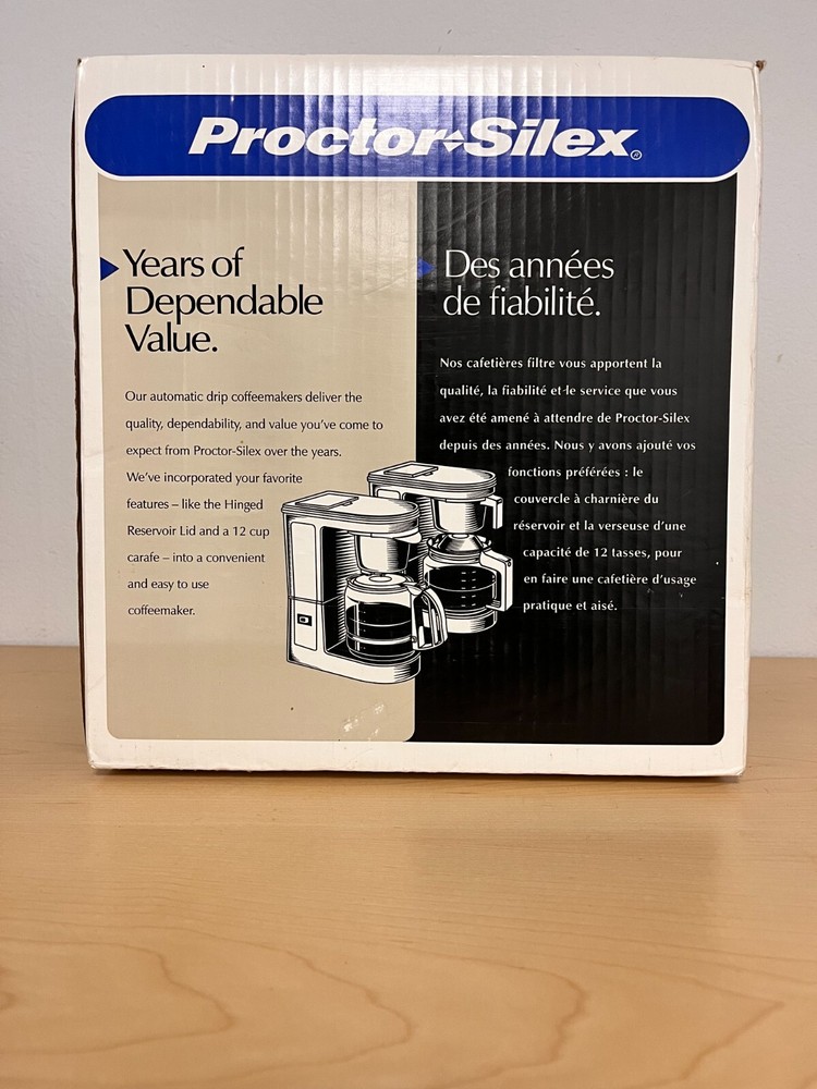 Proctor Silex 12 Cup Automatic Drip Coffeemaker A607A White